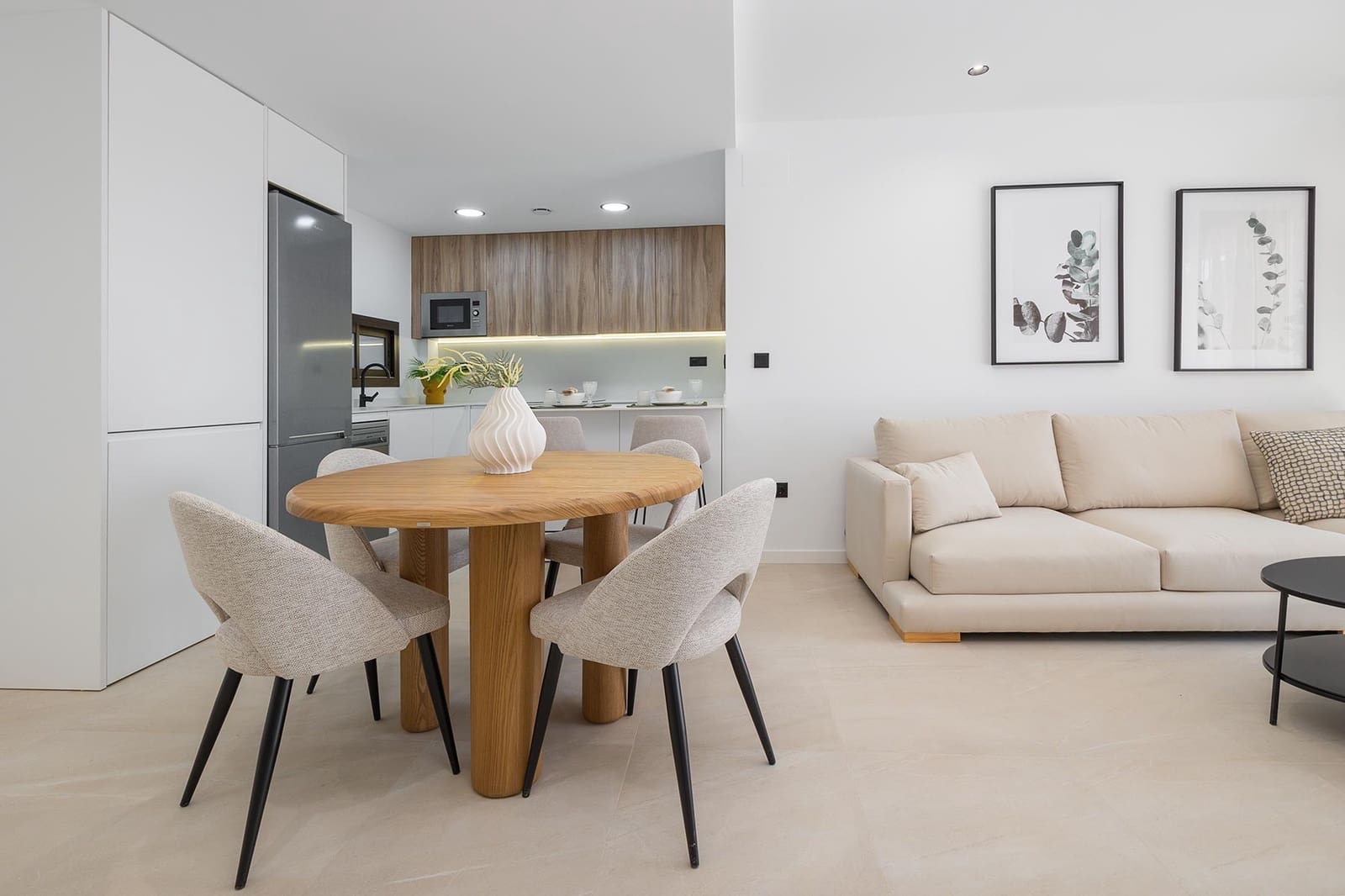 2 bedroom Apartment for sale in Los Alcazares with pool garage - € 275,000 (Ref: 9996530)