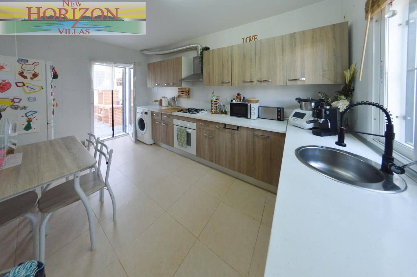 Chalet de 3 habitaciones en Zurgena en venta - 190.000 € (Ref: 10007961)
