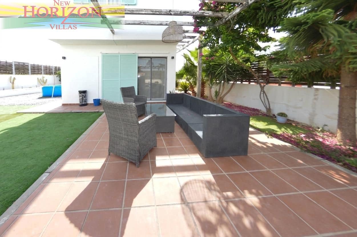 Chalet de 3 habitaciones en Zurgena en venta - 190.000 € (Ref: 10007961)