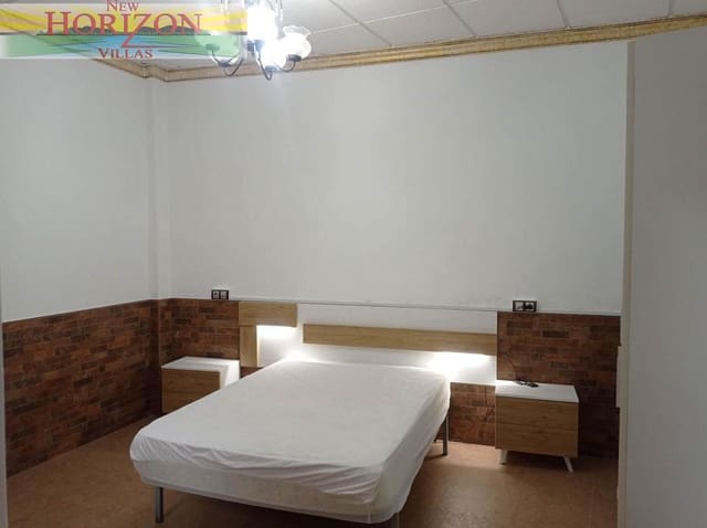 2 quarto Apartamento para arrendar em Albox - 600 € (Ref: 10009798)