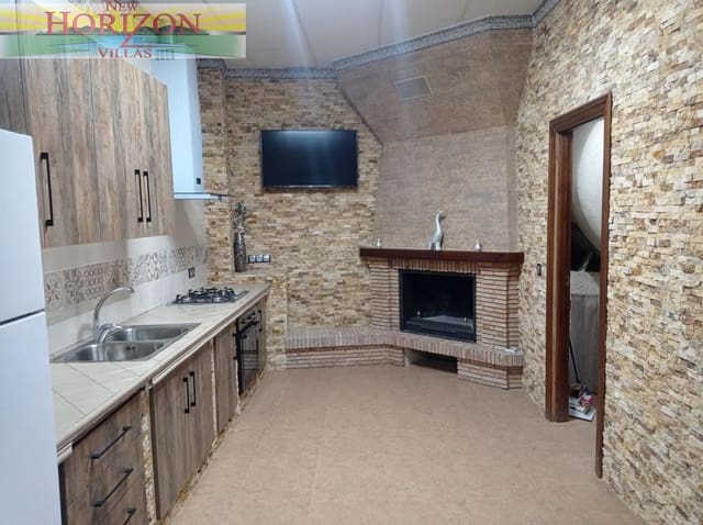2 quarto Apartamento para arrendar em Albox - 600 € (Ref: 10009798)