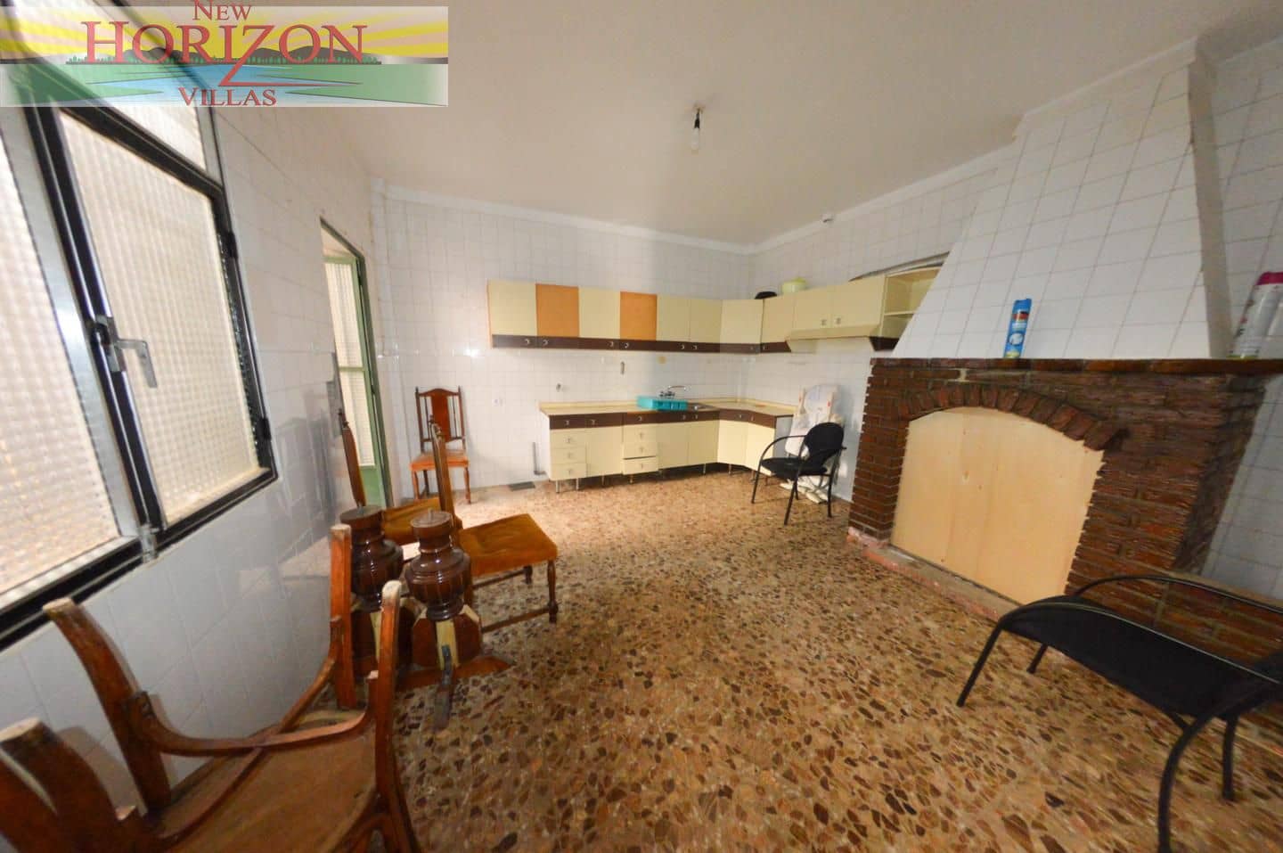 Chalet de 8 habitaciones en Zurgena en venta con garaje - 125.000 € (Ref: 10014314)