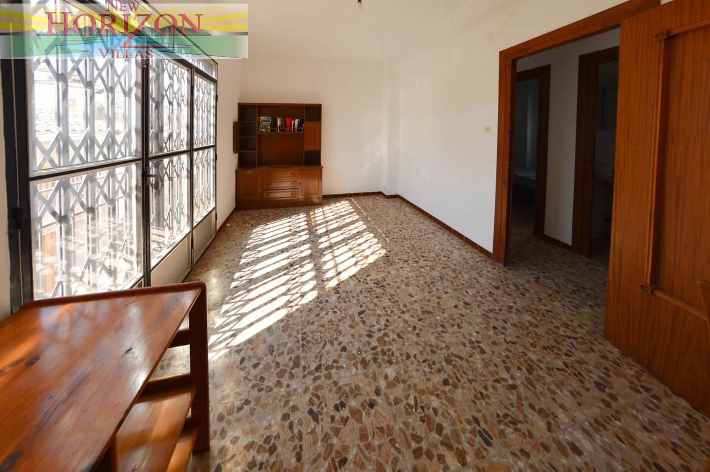 Chalet de 8 habitaciones en Zurgena en venta con garaje - 125.000 € (Ref: 10014314)