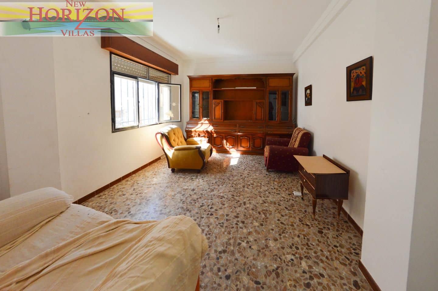Chalet de 8 habitaciones en Zurgena en venta con garaje - 125.000 € (Ref: 10014314)