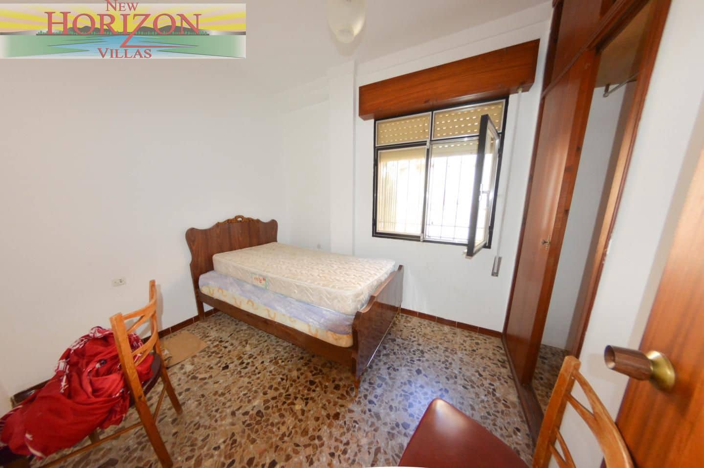 Chalet de 8 habitaciones en Zurgena en venta con garaje - 125.000 € (Ref: 10014314)