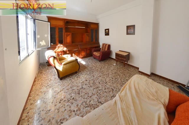Chalet de 8 habitaciones en Zurgena en venta con garaje - 125.000 € (Ref: 10014314)
