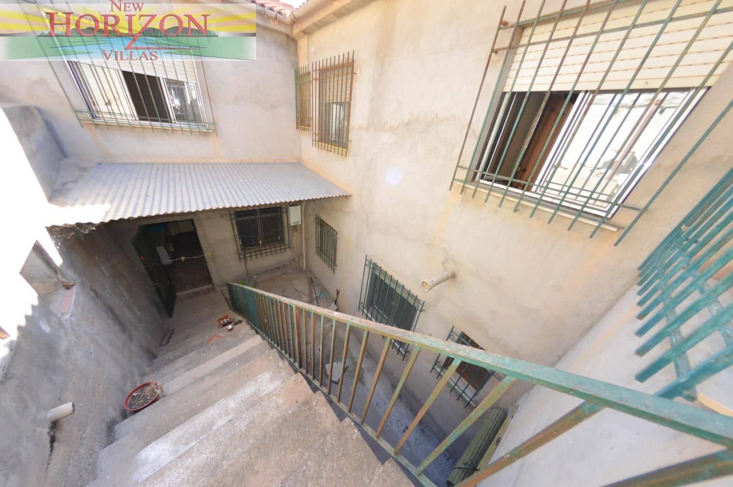 Chalet de 8 habitaciones en Zurgena en venta con garaje - 125.000 € (Ref: 10014314)