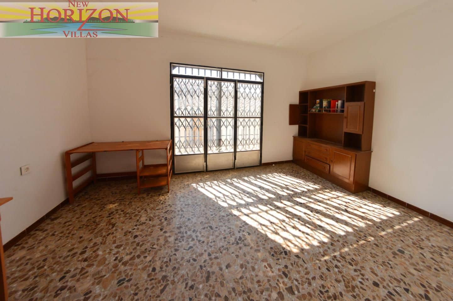Chalet de 8 habitaciones en Zurgena en venta con garaje - 125.000 € (Ref: 10014314)