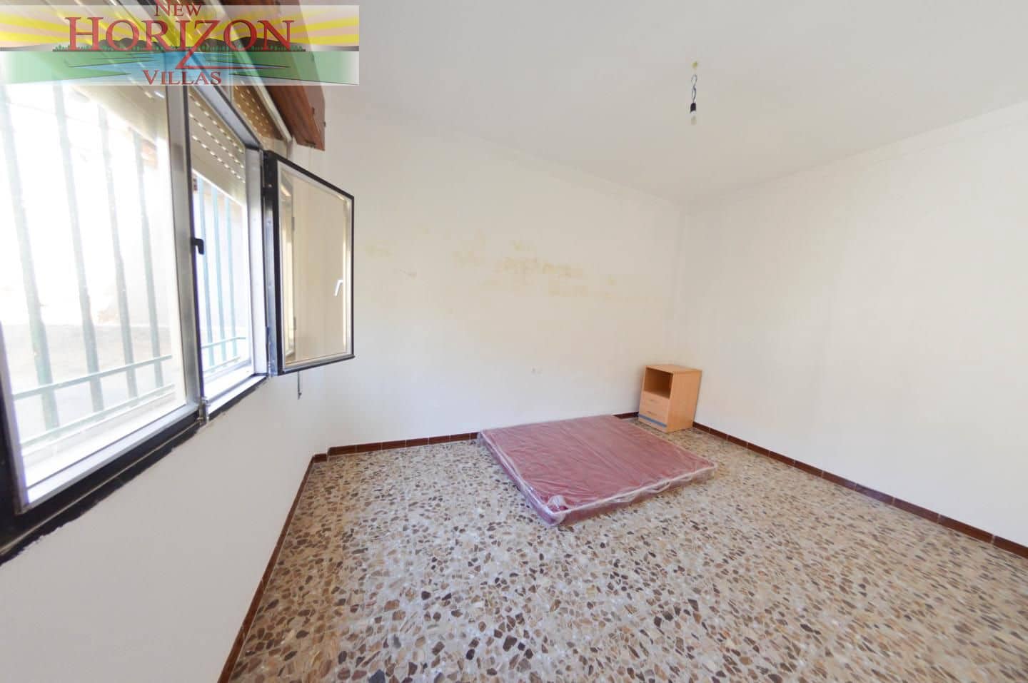 Chalet de 8 habitaciones en Zurgena en venta con garaje - 125.000 € (Ref: 10014314)