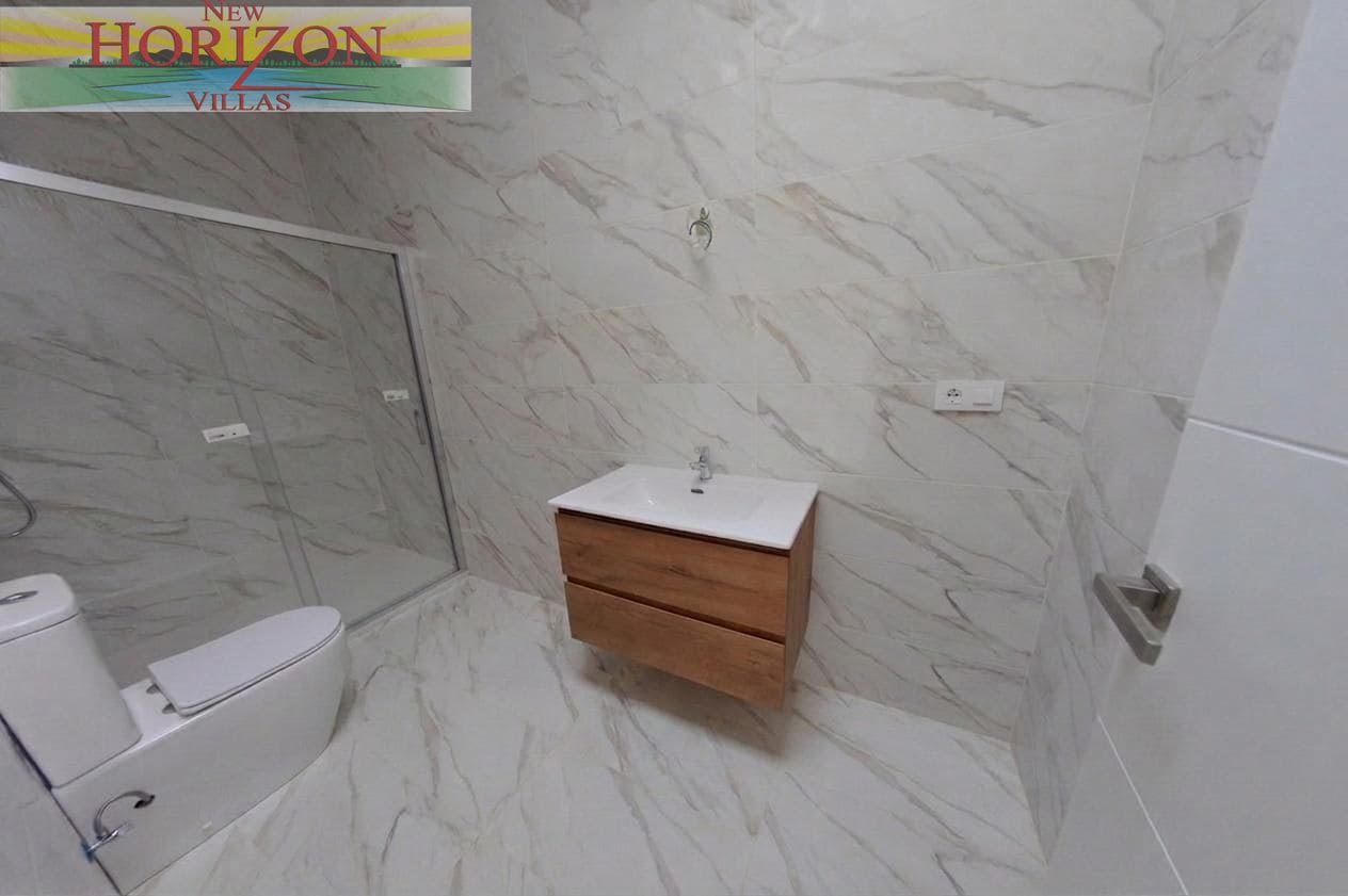 Chalet de 3 habitaciones en La Alfoquia en venta - 175.000 € (Ref: 10014737)