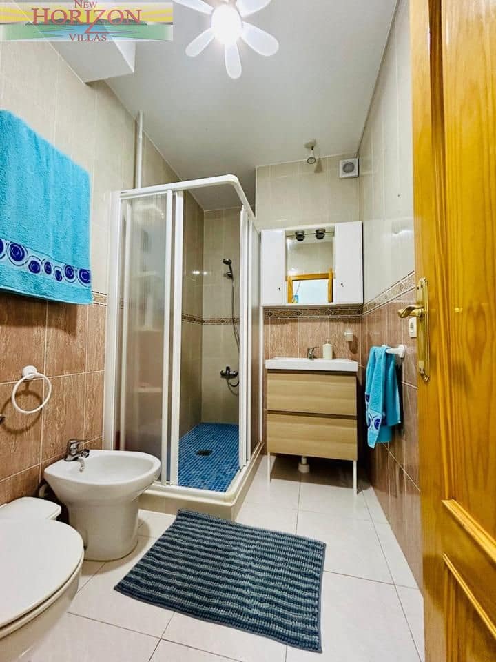 Piso de 3 habitaciones en El Pozo del Esparto en alquiler - 1.000 € (Ref: 10016795)