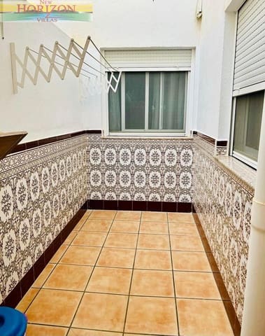 Piso de 3 habitaciones en El Pozo del Esparto, Cuevas del Almanzora en alquiler - 1.000 € (Ref: 10016795)
