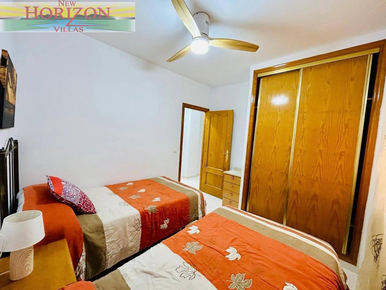 Piso de 3 habitaciones en El Pozo del Esparto en alquiler - 1.000 € (Ref: 10016795)