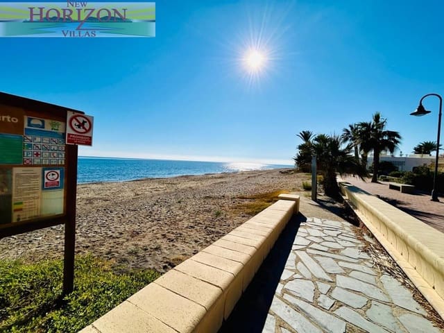 Piso de 3 habitaciones en El Pozo del Esparto, Cuevas del Almanzora en alquiler - 1.000 € (Ref: 10016795)