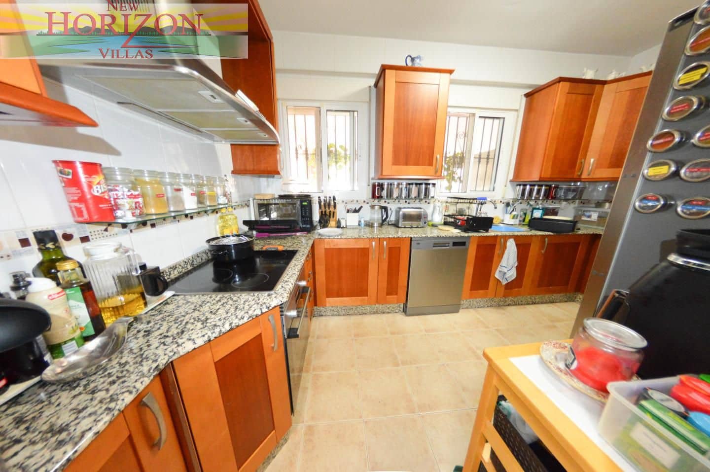 3 sypialnia Willa do wynajęcia w El Cucador z basenem - 900 € (Ref: 10073107)
