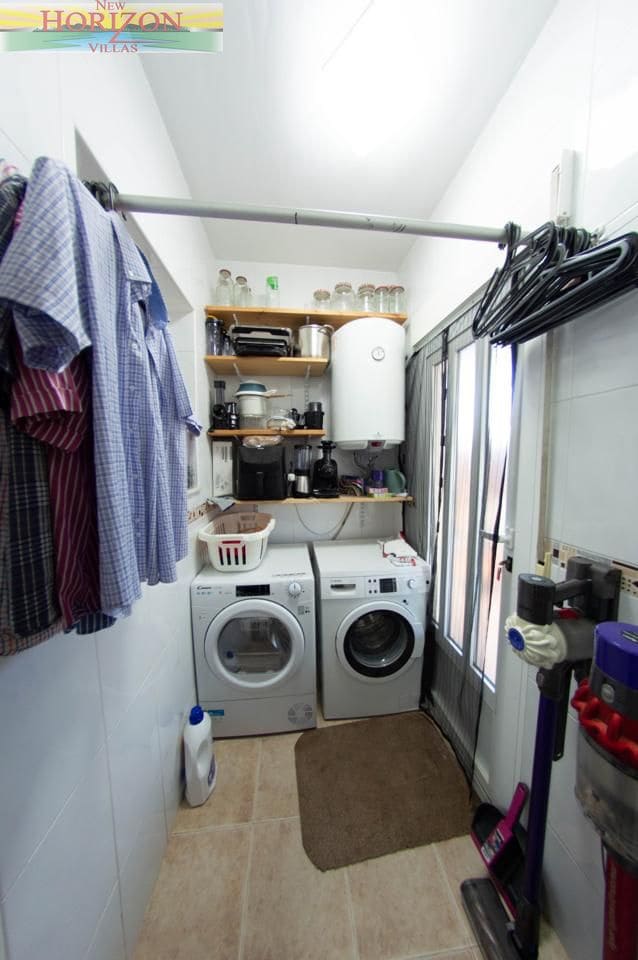 3 sypialnia Willa do wynajęcia w El Cucador z basenem - 900 € (Ref: 10073107)