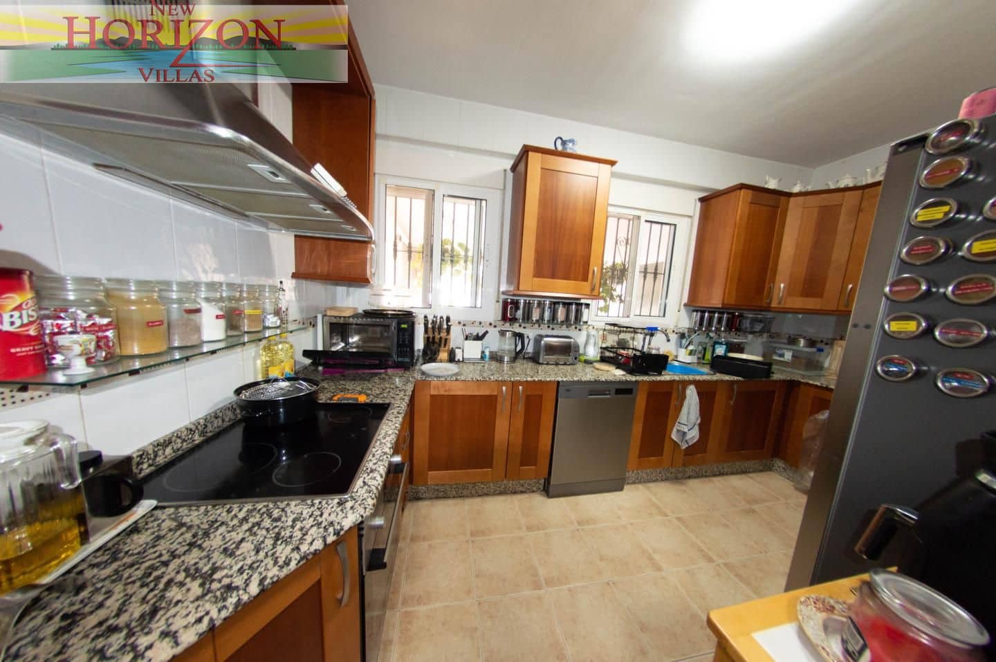 3 sypialnia Willa do wynajęcia w El Cucador z basenem - 900 € (Ref: 10073107)