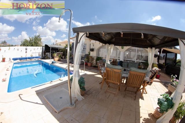 3 sypialnia Willa do wynajęcia w El Cucador, Zurgena z basenem - 900 € (Ref: 10073107)