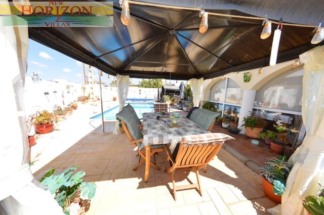 3 sypialnia Willa do wynajęcia w El Cucador, Zurgena z basenem - 900 € (Ref: 10073107)