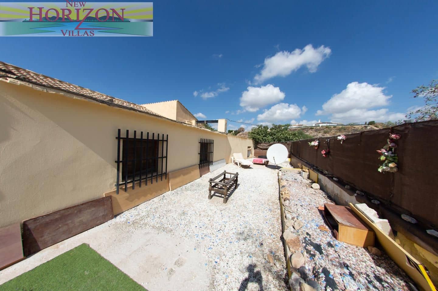 3 soveværelse Finca/Landehus til leje i Zurgena med garage - € 600 (Ref: 10073309)