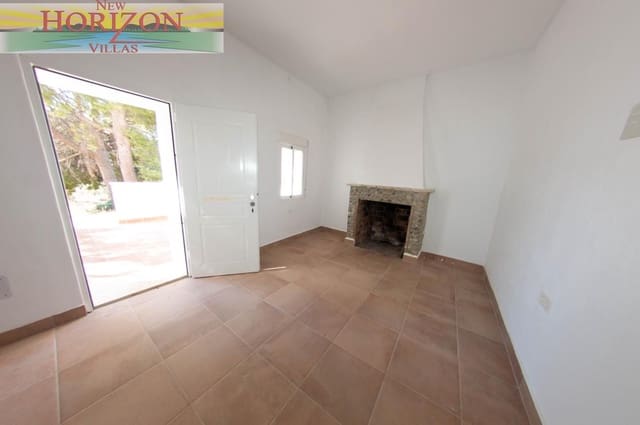 2 slaapkamer Villa te huur in Cantoria met garage - € 650 (Ref: 10081645)