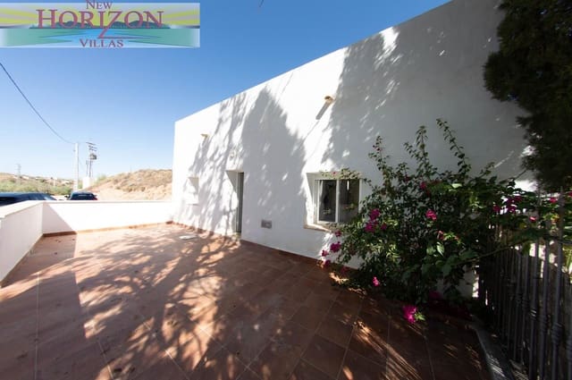 2 slaapkamer Villa te huur in Cantoria met garage - € 650 (Ref: 10081645)