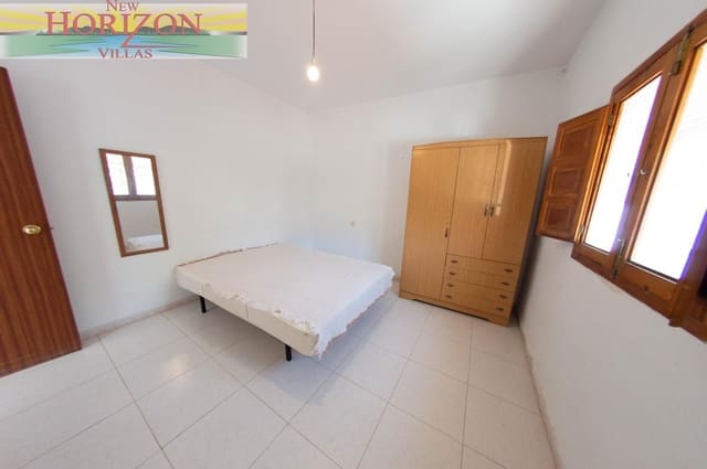 3 slaapkamer Villa te huur in Cantoria - € 400 (Ref: 10081646)