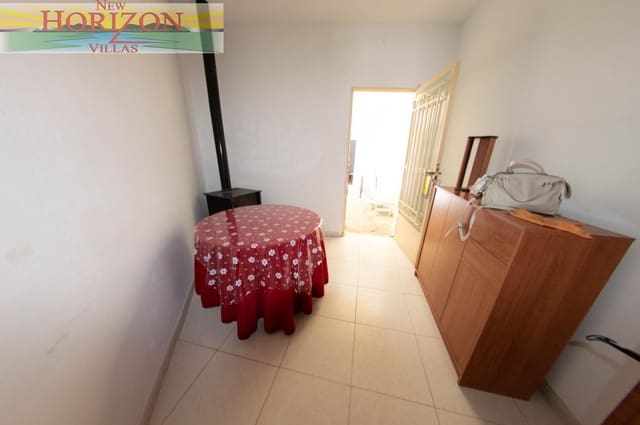 3 slaapkamer Villa te huur in Cantoria - € 400 (Ref: 10081646)