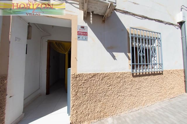 3 slaapkamer Villa te huur in Cantoria - € 400 (Ref: 10081646)