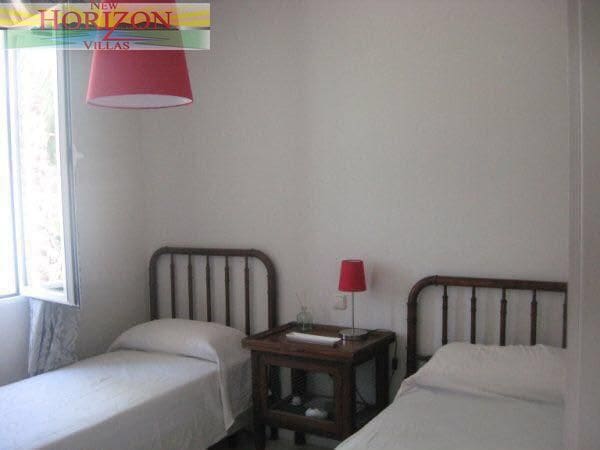 Villa/Maison de 4 chambres à louer à Puerto del Rey - 900 € (Ref: 10084940)