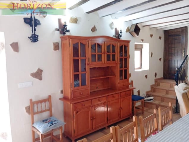 Chalet de 2 habitaciones en Vélez-Rubio en alquiler con garaje - 700 € (Ref: 10102979)