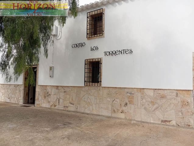 Chalet de 2 habitaciones en Vélez-Rubio en alquiler con garaje - 700 € (Ref: 10102979)