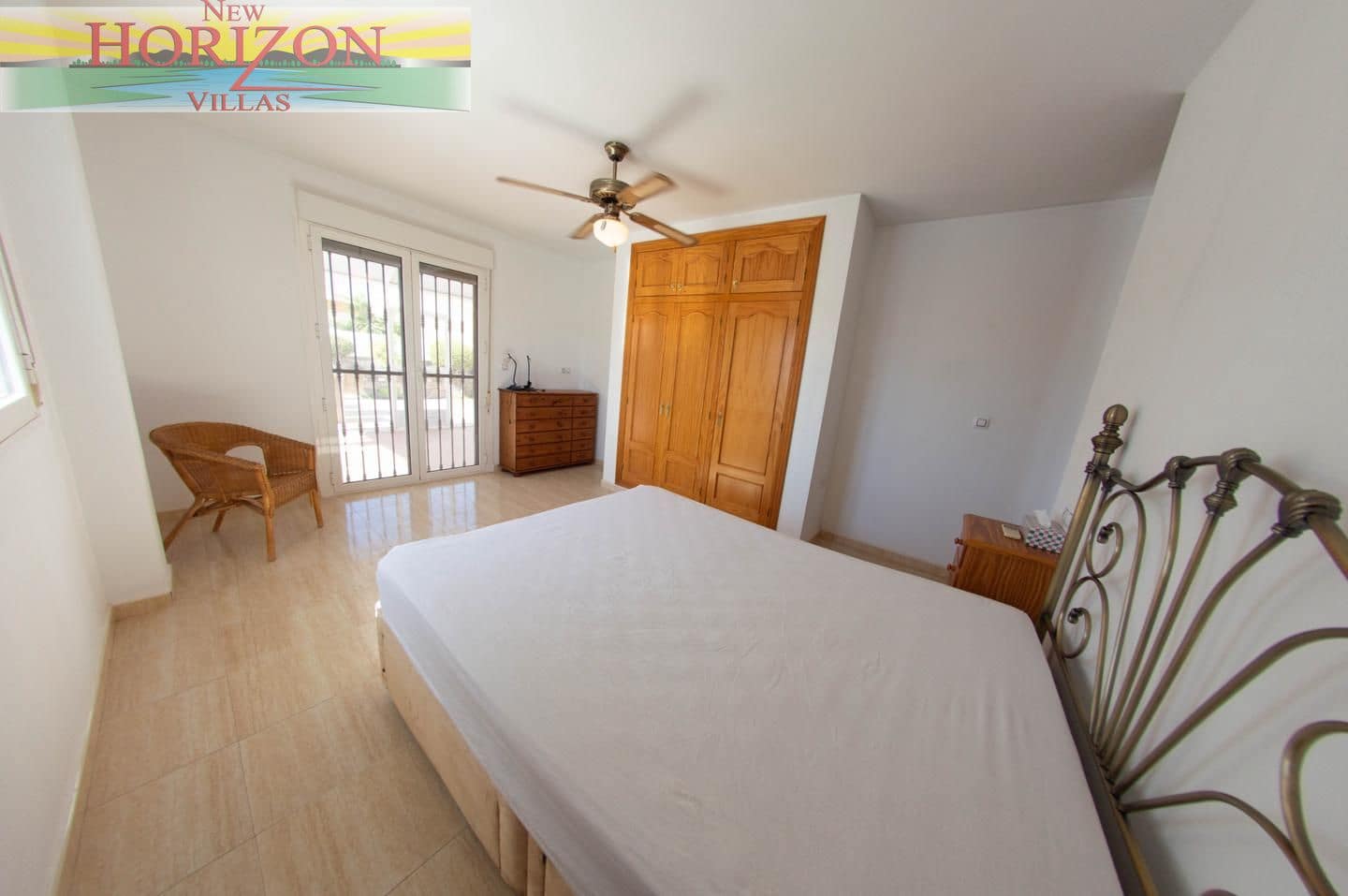 3 sypialnia Willa do wynajęcia w Zurgena z basenem garażem - 950 € (Ref: 10118204)