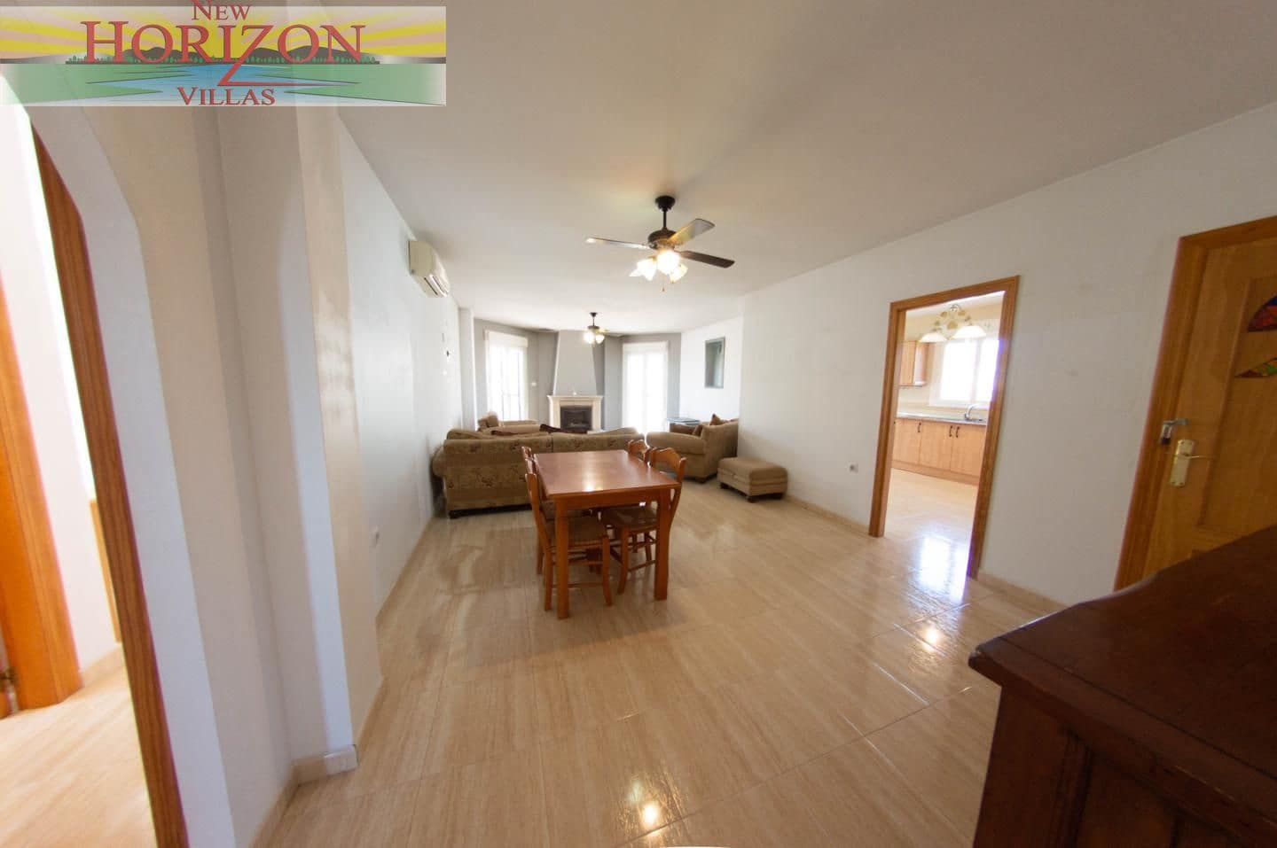 3 sypialnia Willa do wynajęcia w Zurgena z basenem garażem - 950 € (Ref: 10118204)