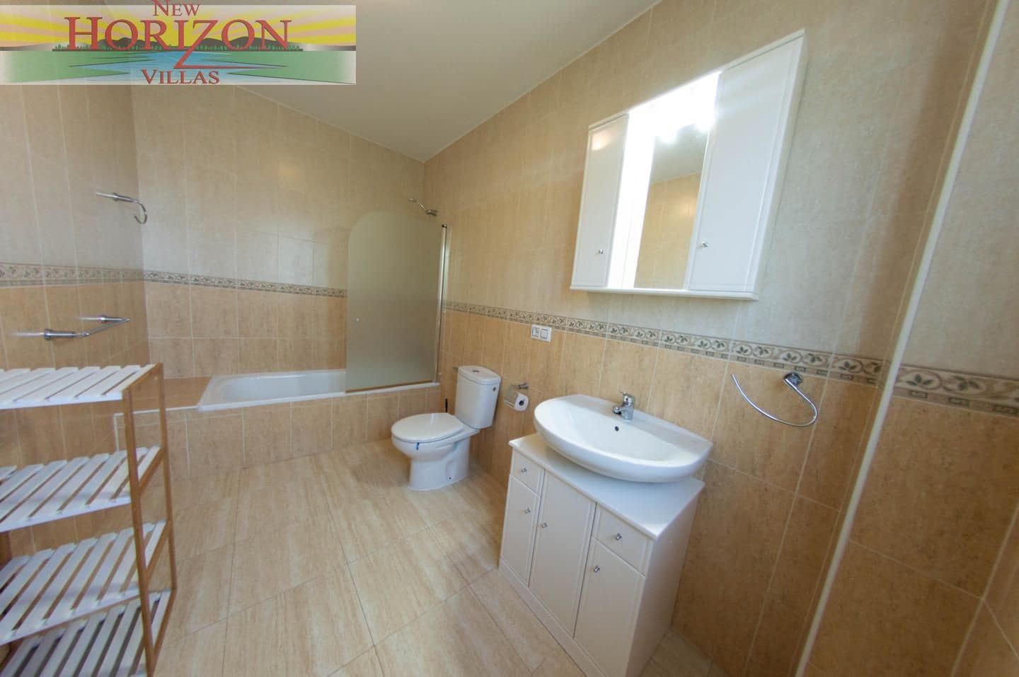 3 sypialnia Willa do wynajęcia w Zurgena z basenem garażem - 950 € (Ref: 10118204)