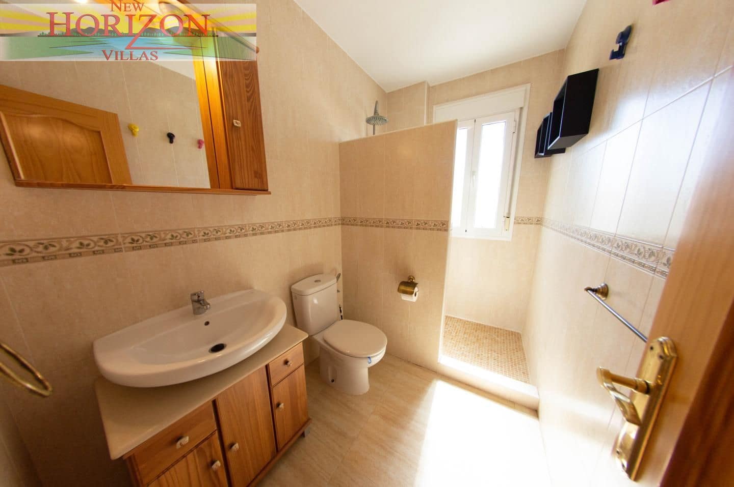 3 sypialnia Willa do wynajęcia w Zurgena z basenem garażem - 950 € (Ref: 10118204)