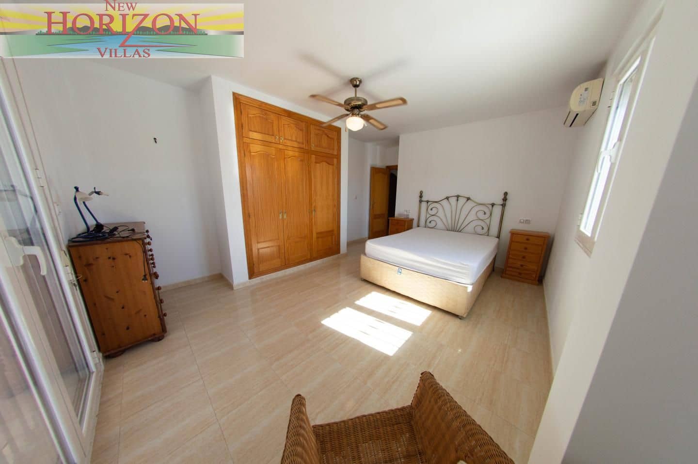 3 sypialnia Willa do wynajęcia w Zurgena z basenem garażem - 950 € (Ref: 10118204)