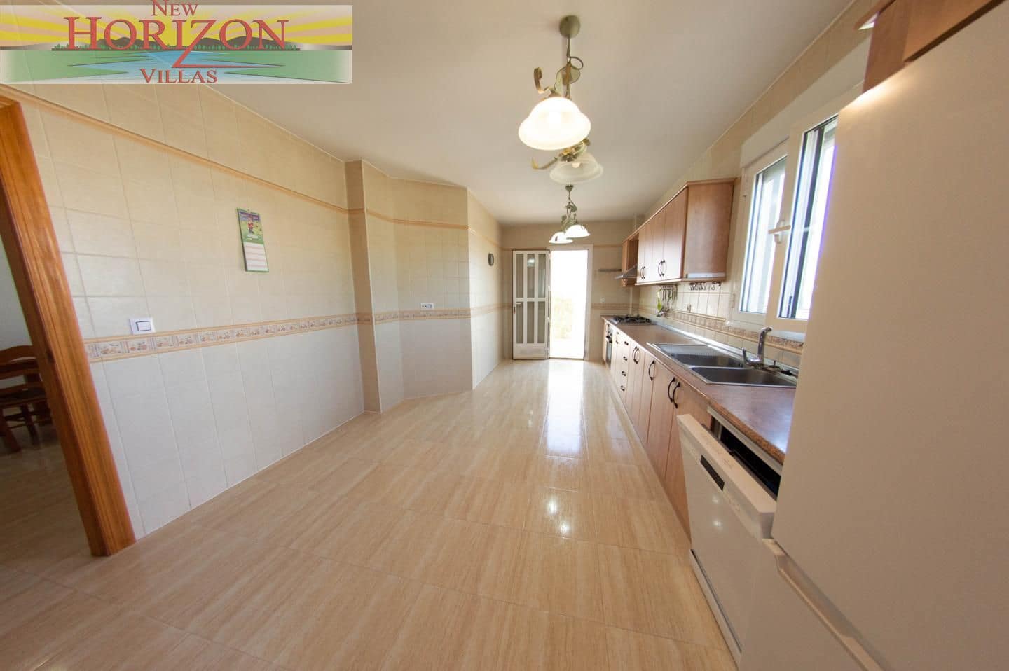 3 sypialnia Willa do wynajęcia w Zurgena z basenem garażem - 950 € (Ref: 10118204)