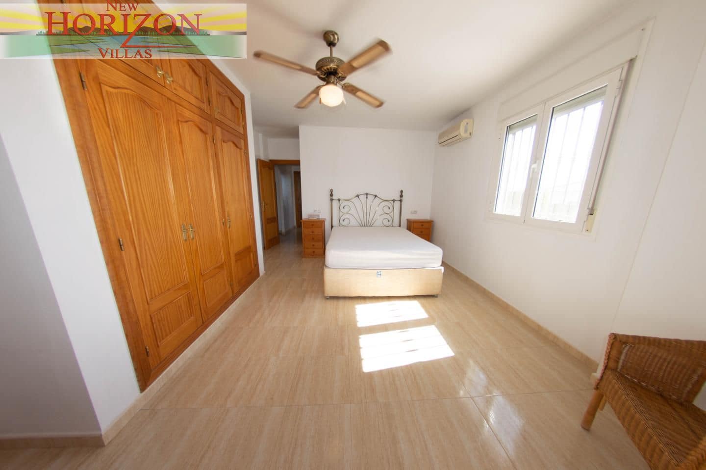 3 sypialnia Willa do wynajęcia w Zurgena z basenem garażem - 950 € (Ref: 10118204)