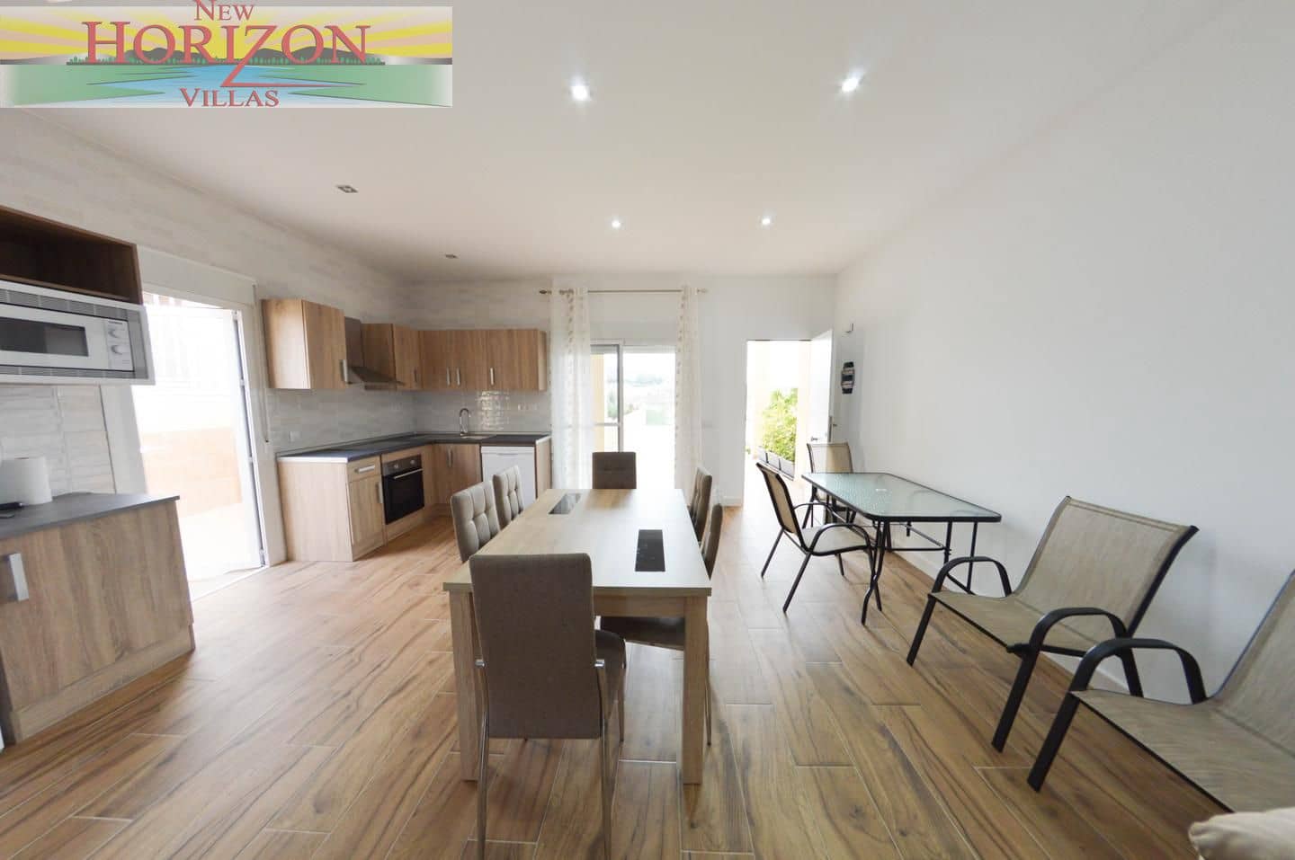 2 bedroom Villa for rent in Cuevas del Almanzora with garage - € 800 (Ref: 10130690)