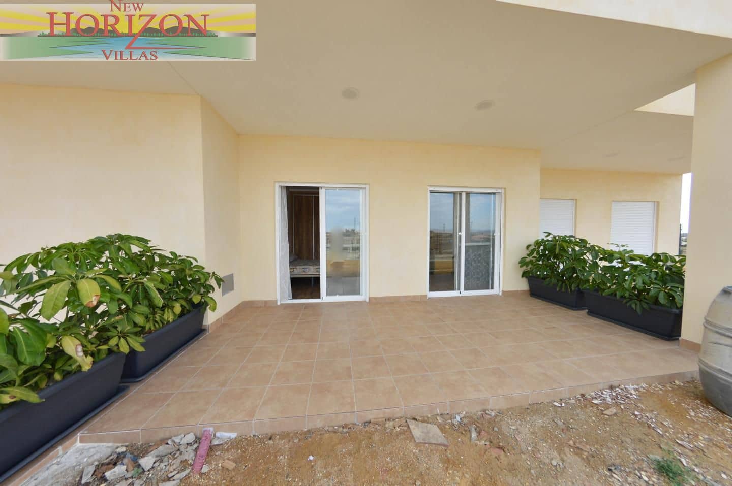 2 bedroom Villa for rent in Cuevas del Almanzora with garage - € 800 (Ref: 10130690)
