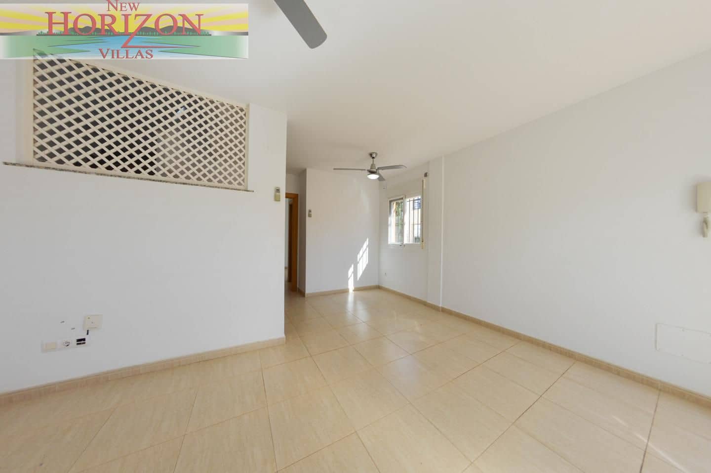 3 bedroom Flat for sale in La Alfoquia with pool - € 149,000 (Ref: 10160440)