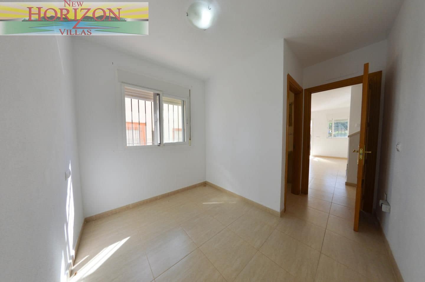 3 bedroom Flat for sale in La Alfoquia with pool - € 149,000 (Ref: 10160440)