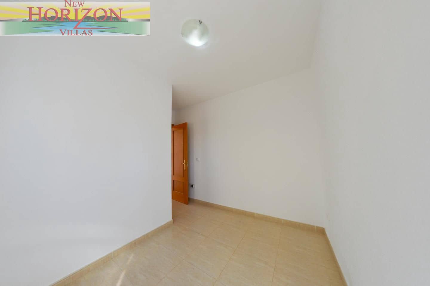 3 bedroom Flat for sale in La Alfoquia with pool - € 149,000 (Ref: 10160440)