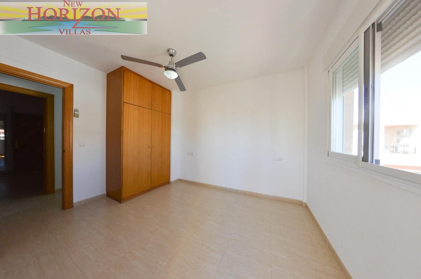 3 bedroom Flat for sale in La Alfoquia with pool - € 149,000 (Ref: 10160440)