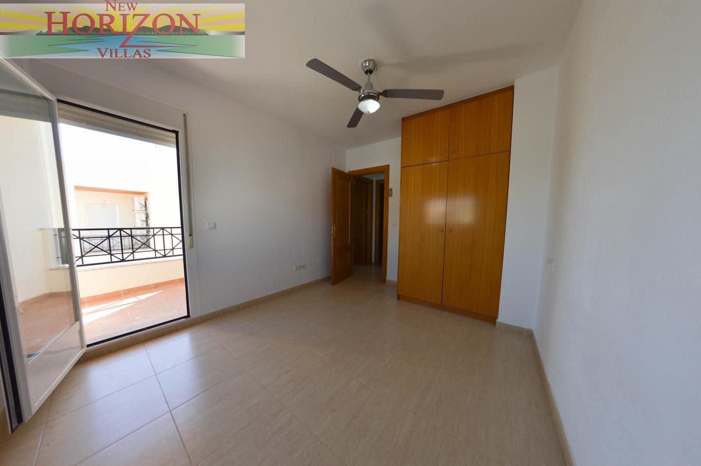 3 bedroom Flat for sale in La Alfoquia with pool - € 149,000 (Ref: 10160440)