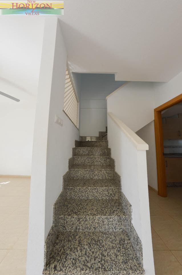 3 bedroom Flat for sale in La Alfoquia with pool - € 149,000 (Ref: 10160440)