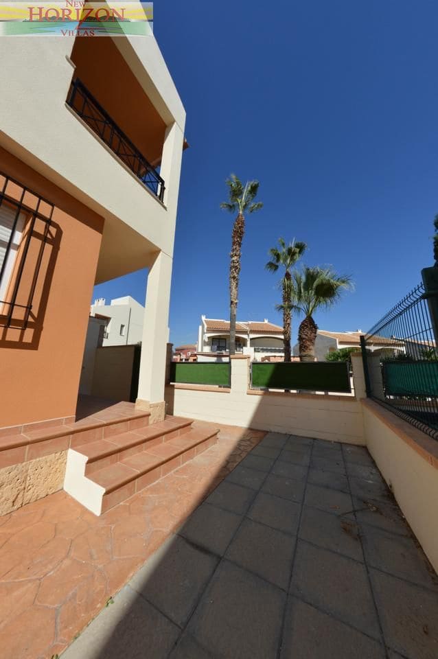 3 bedroom Flat for sale in La Alfoquia with pool - € 149,000 (Ref: 10160440)