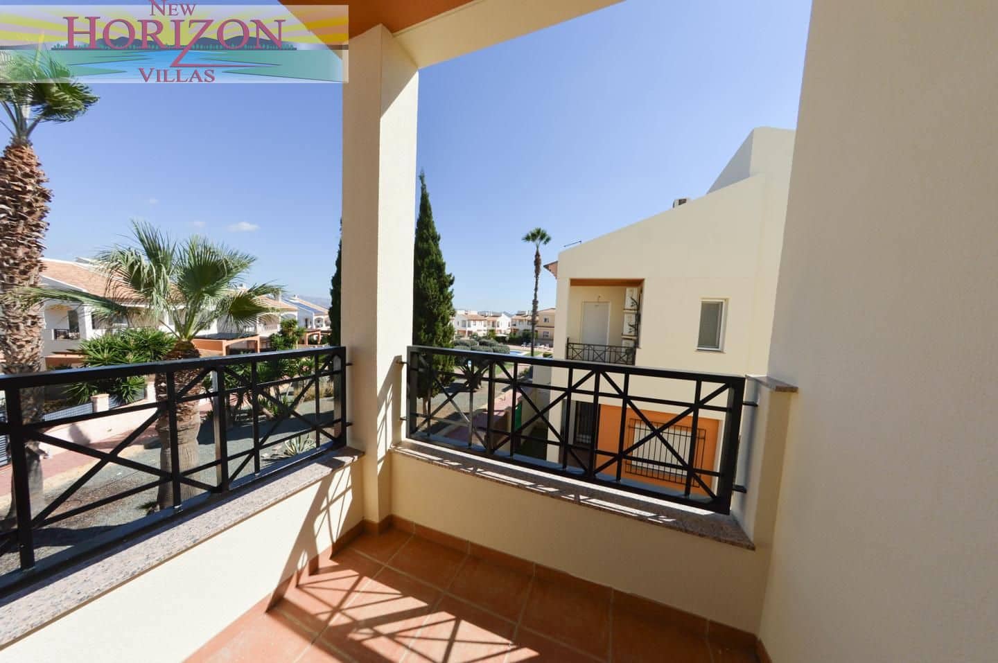 3 bedroom Flat for sale in La Alfoquia with pool - € 149,000 (Ref: 10160440)