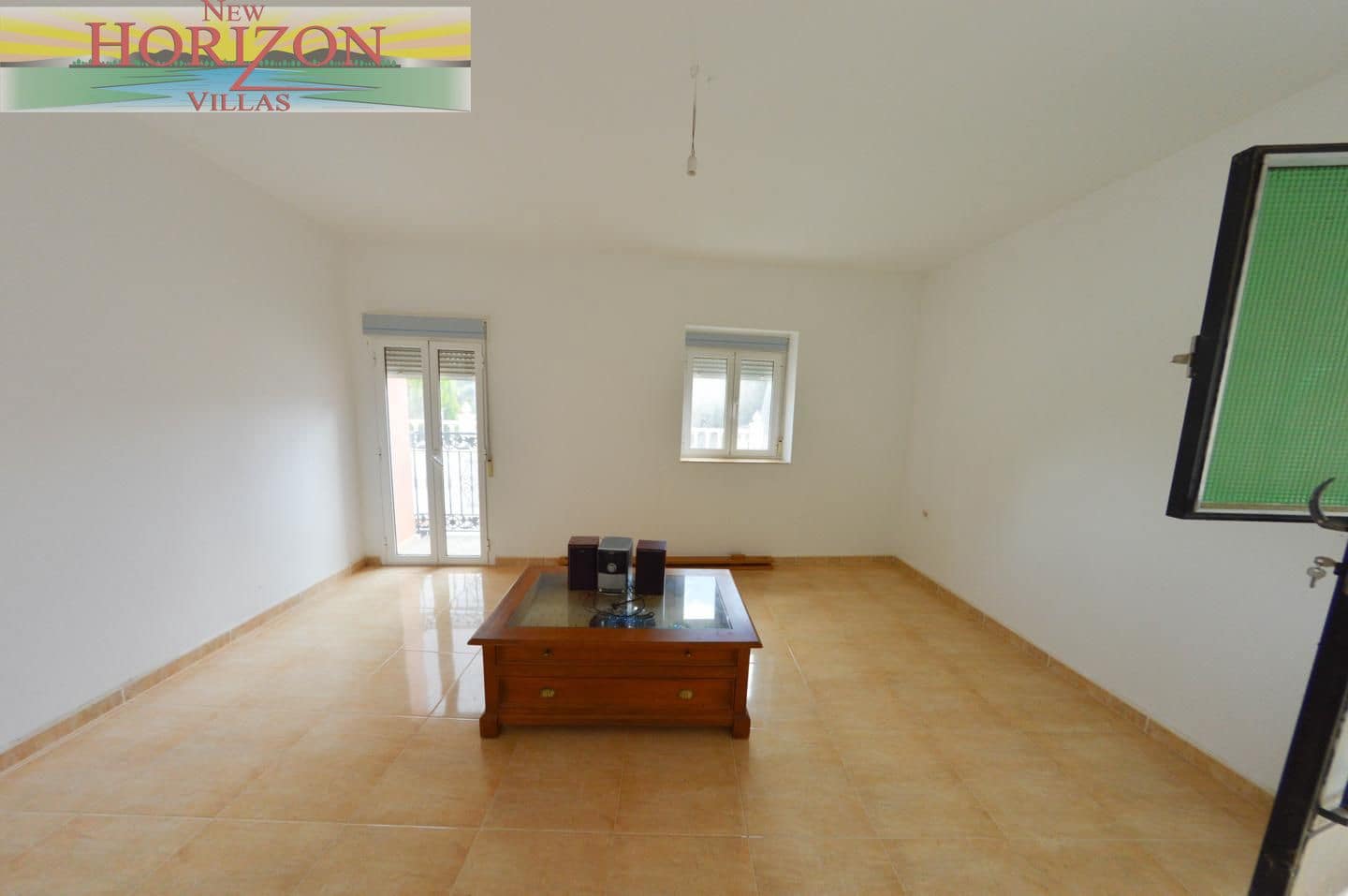 7 slaapkamer Villa te koop in Oria - € 130.000 (Ref: 10163577)